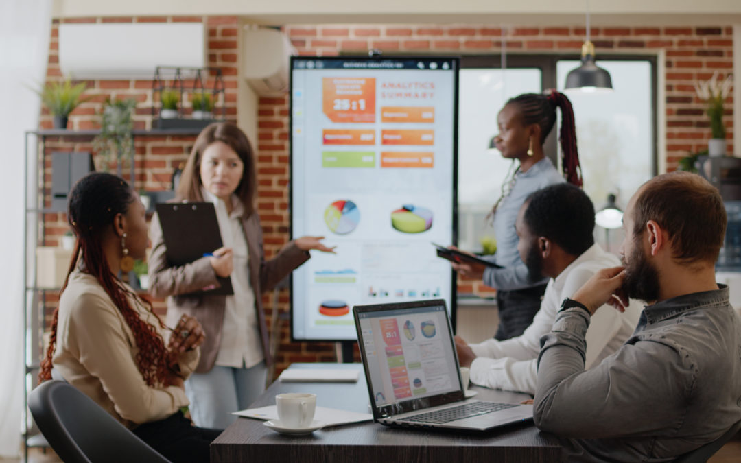 Reaching the Right People: Crafting an Impactful Internet Marketing Plan